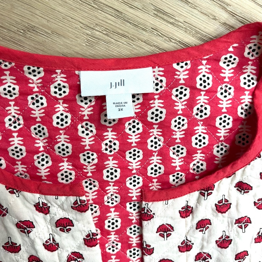 J Jill Red and White Patterned Quilted Jacket - Picture 4 of 7